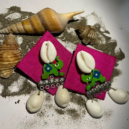 Shells earring